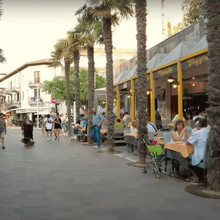 By The In Lignano - Beahost Lignano Sabbiadoro