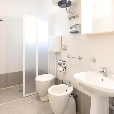 By The In Lignano - Beahost Apartment