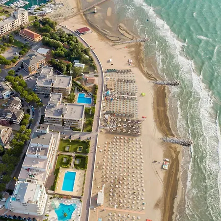 By The In Lignano - Beahost Apartment